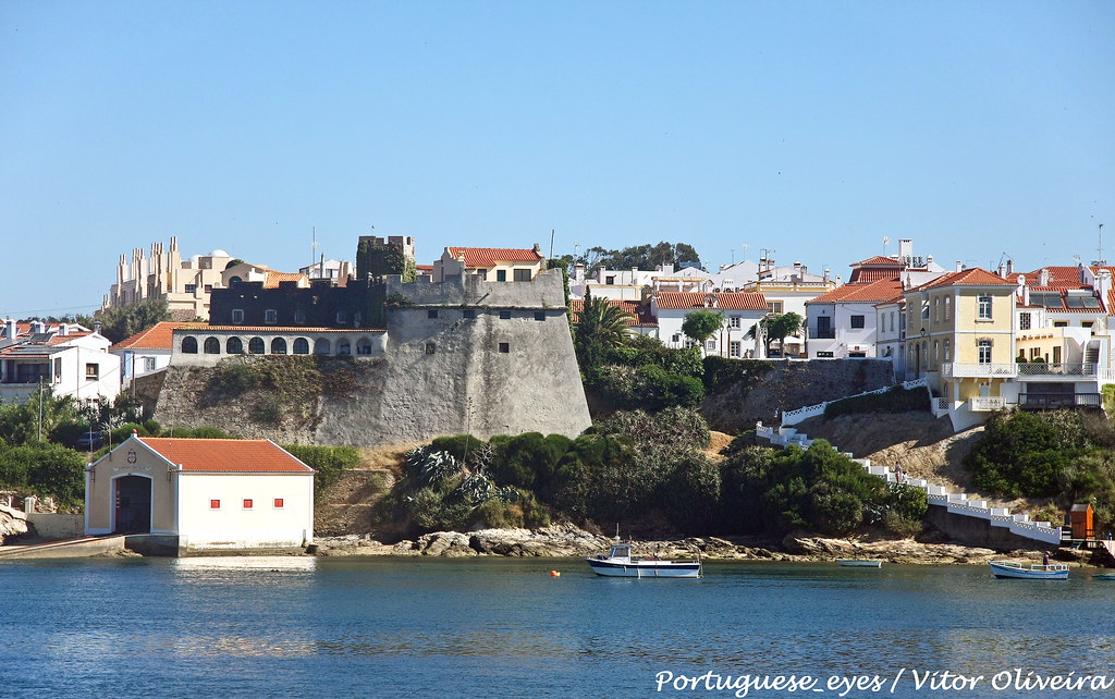 Another classic coastal town along the fishermen's trail in southwestern portugal, vila nova de milfontes (new village of a thousand . Vila Nova De Milfontes Portugal See Where This Picture W Flickr