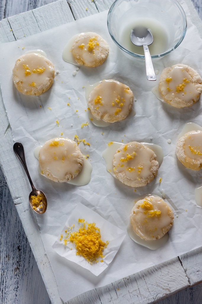 Biscotti Di Mandorle E Riso Glassati Al Limone Giulia Scarpaleggia Flickr