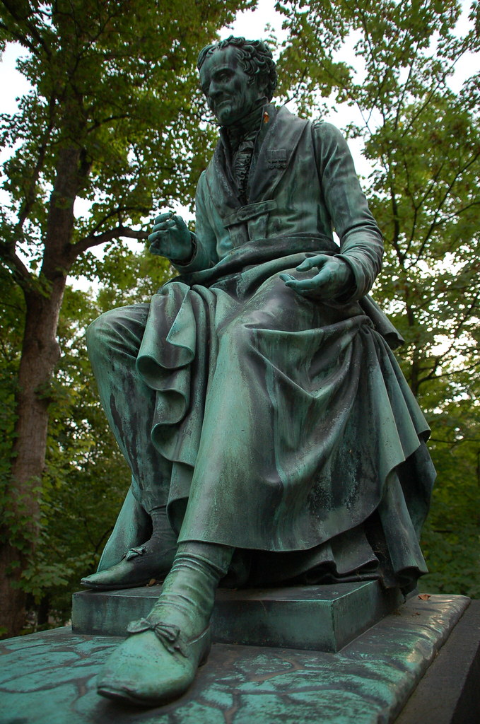 Tombe De Vivant Denon Cimetiere Du Pere Lachaise Paris Flickr
