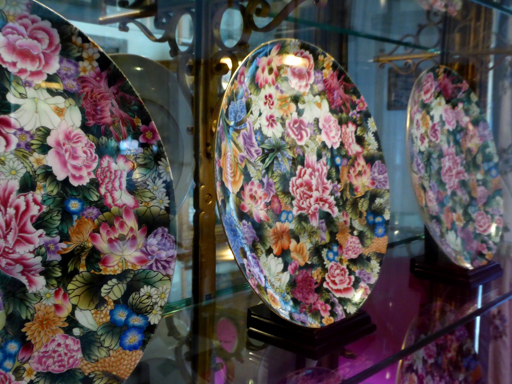 Ai Weiwei Small Plate With Flowers 2014 Porcelain Flickr