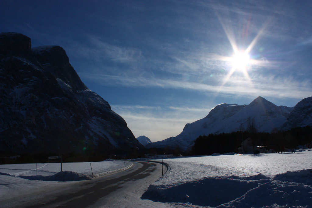 Géographiemodifier . On Black: Winter weather in Eresfjord by IngaPlinga77 Large