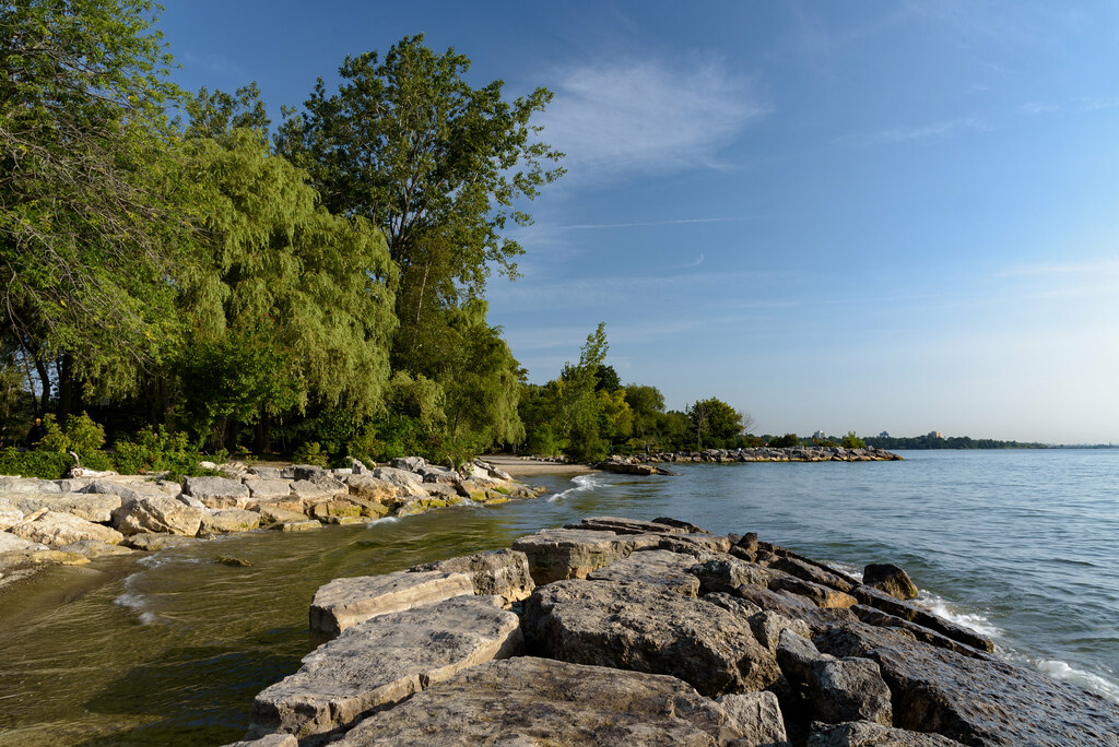 You can clearly see the highrise&nbsp;. Lake Ontario Shoreline Taken In Jack Darling Park Mississ Flickr
