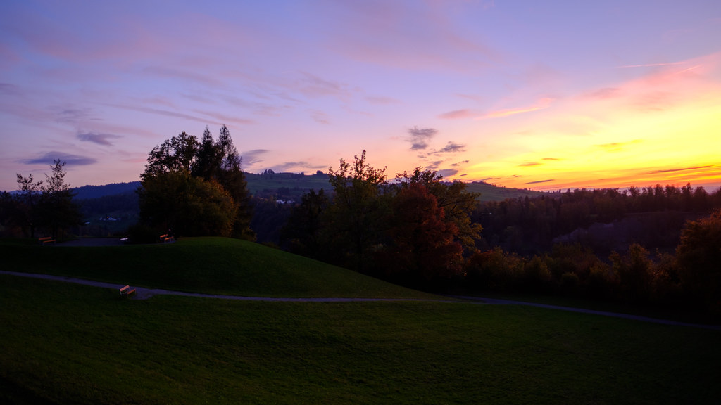 Das lassalle haus ist das zentrum für spiritualität, verantwortung und interreligiösen dialog mit breitem kursangebot oberhalb von zug. Ch Zg My Personal Samu During Zen Sesshin In The Lassalle Flickr