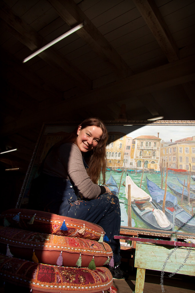 Die Malerin Lilia Nour In Ihrem Atelier In Der Speichersta Flickr