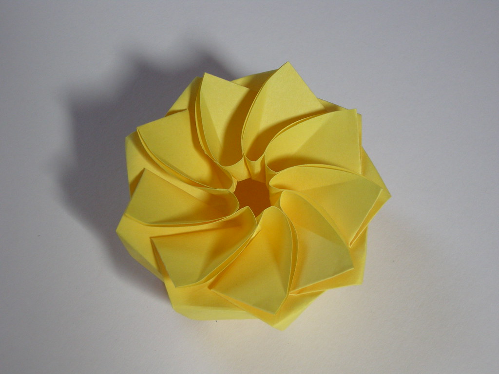 It can be tedious and annoying to select different outfits on a daily basis, unsure of how to best represent your style. Sun Tato Box From A Circle Of Copy Paper Nonagonal Melisande Flickr