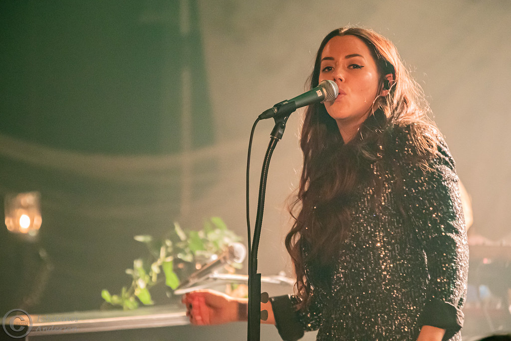 Marion ravn is a 37 year old norwegian singer. Marion Ravn Rockefeller Johannes Andersen Flickr