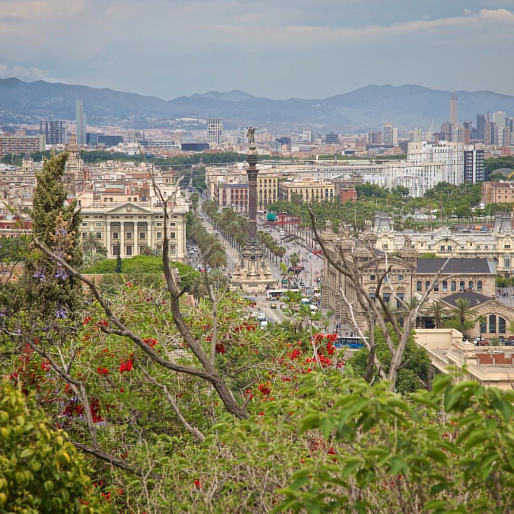 Photo With a history among the oldest in europe, a capital, barcelona, which never sleeps and an inland full of charm not to forget beautiful beaches in la costa brava. The Beautiful City Of Barcelona Spain Barcelona Barcelo Flickr