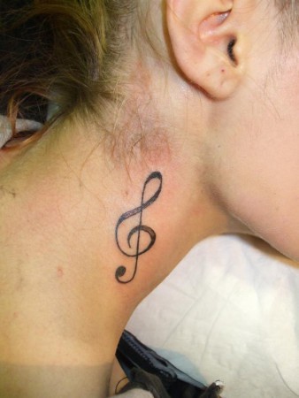 Tatuaggio-Chiave-Violino-Collo | Studio Tattoo Roma The Japa… | Flickr 450_x_338_jpg
