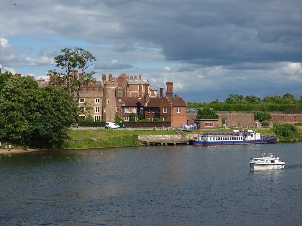 We'd might want to do that one . Hampton Court Palace With The River Thames From Hampton Co Flickr