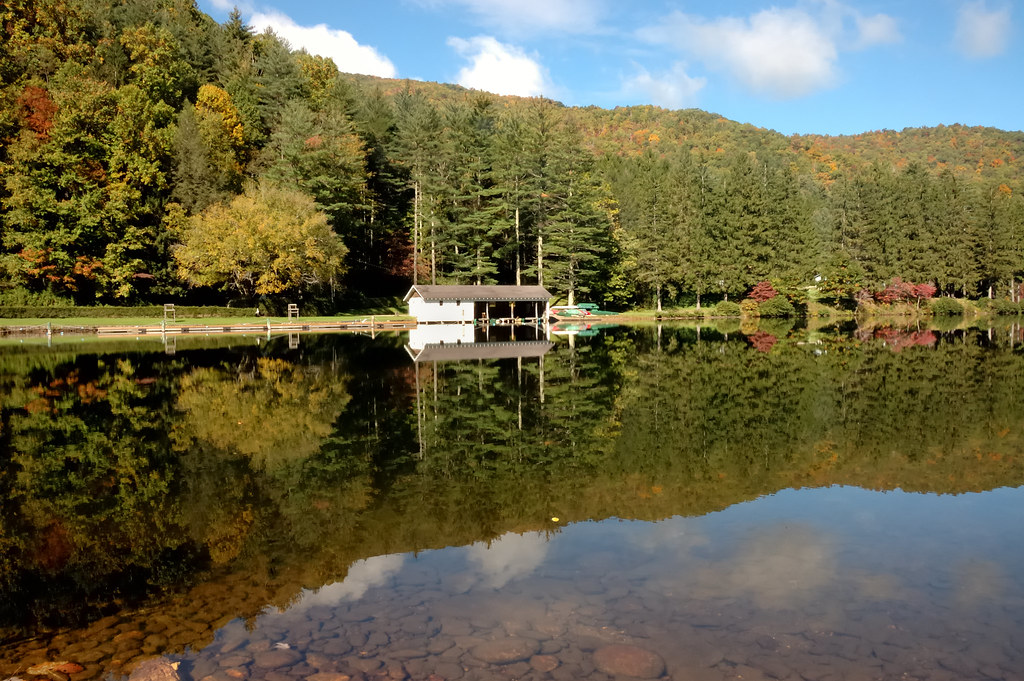 Vintage club commodore lakeview oh. Lake Logan | static.flickr.com/92/276763907_ceecdd41f5_b.jpgâ¦ | Mrs.MikeBRSM | Flickr