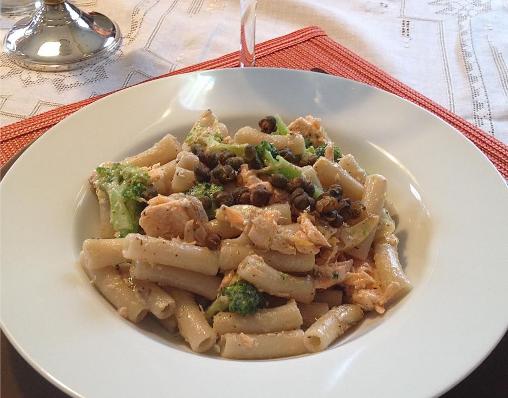 Pasta with Salmon and Broccoli - LOVE-the secret ingredient