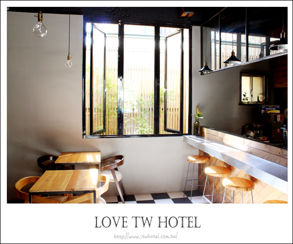 【台中早午餐】煙燻咖啡SMOKER Cafe ─除了美食還有網拍拍照聖地