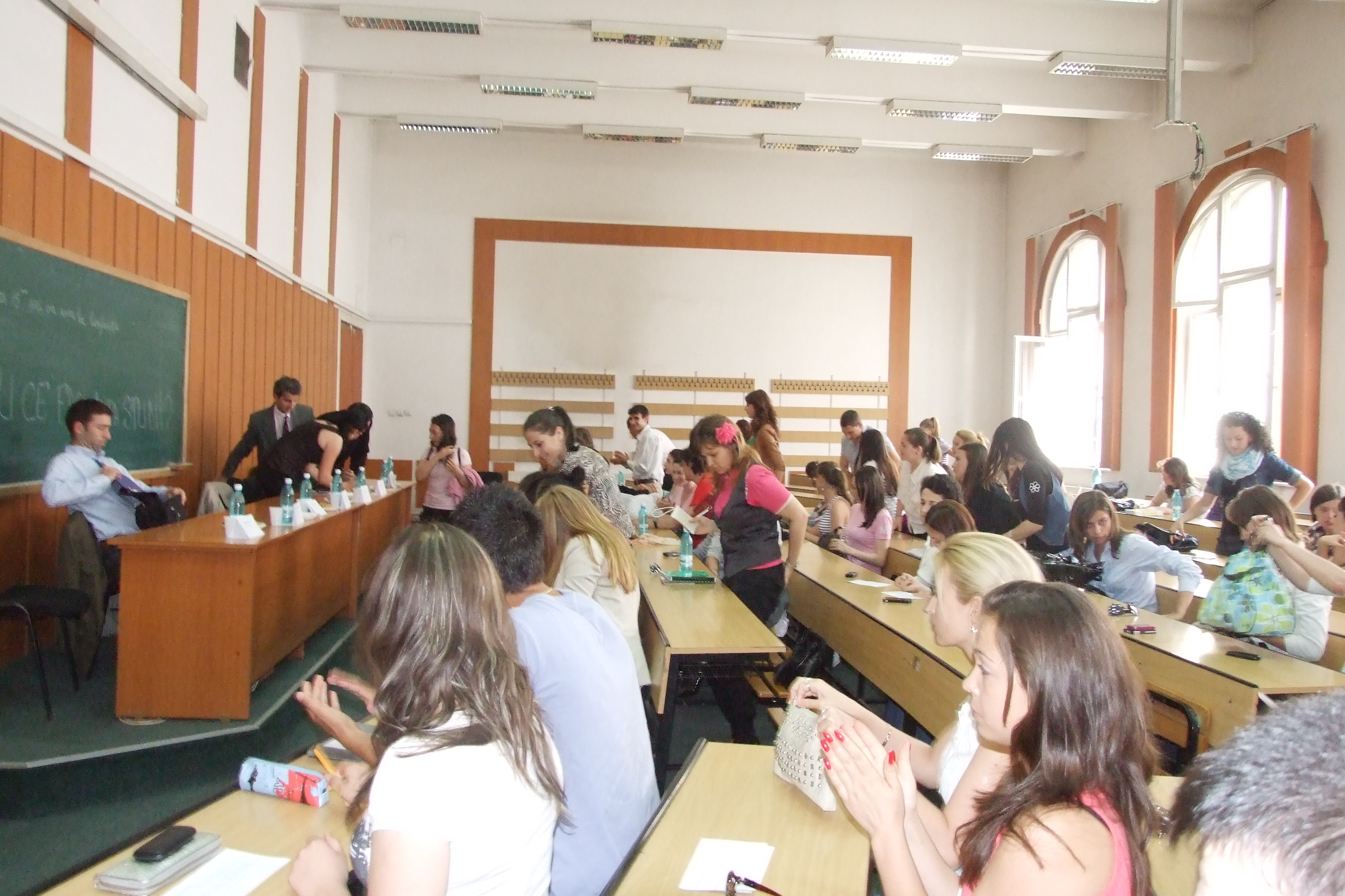 Emplumado con cinta de ductos culatin y punta tallados en el mismo tubo did you make this project? Facultatea De Drept The Law Students Association Brasov
