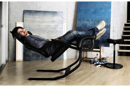 Watch the varier gravity balans in action, and come experience it at simply . Stokke Gravity balans Chair will make you feel light