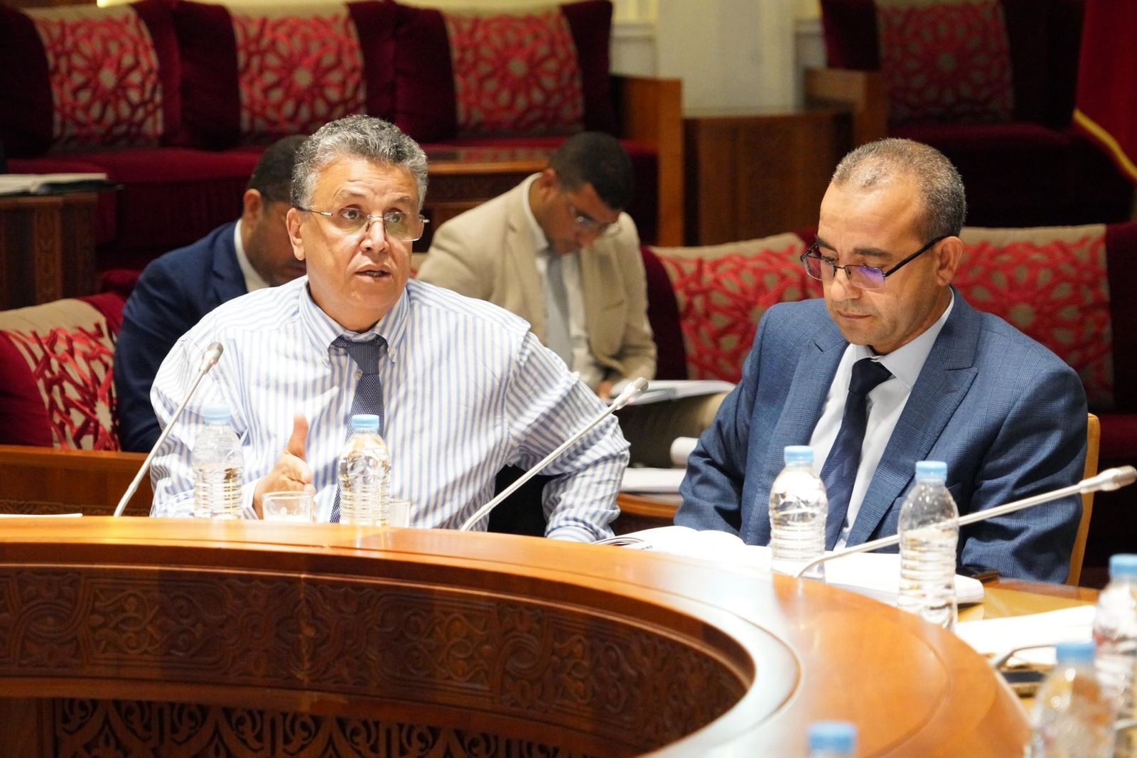 رئيس الحكومة محافظ أكثر من حزب الاستقلال وأحيانا أفكر في الرحيل رئيس الحكومة محافظ أكثر من حزب الاستقلال وأحيانا أفكر في الرحيل