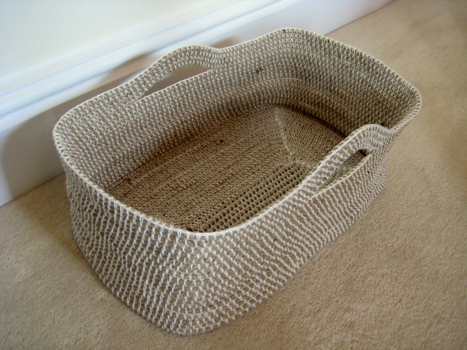 This crochet basket pattern has a bit in common with some of the other designs here, but utilizes unique stitches that make it really stand out as original. Crochet Rope Basket Make My Day Creative