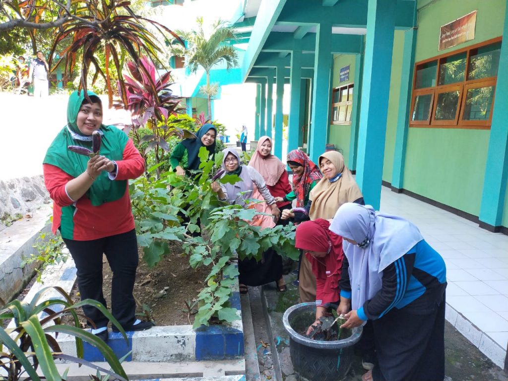 Jumsih MAN 3 Kediri Jadikan Madrasah Lebih Berseri | MAN 3 KEDIRI