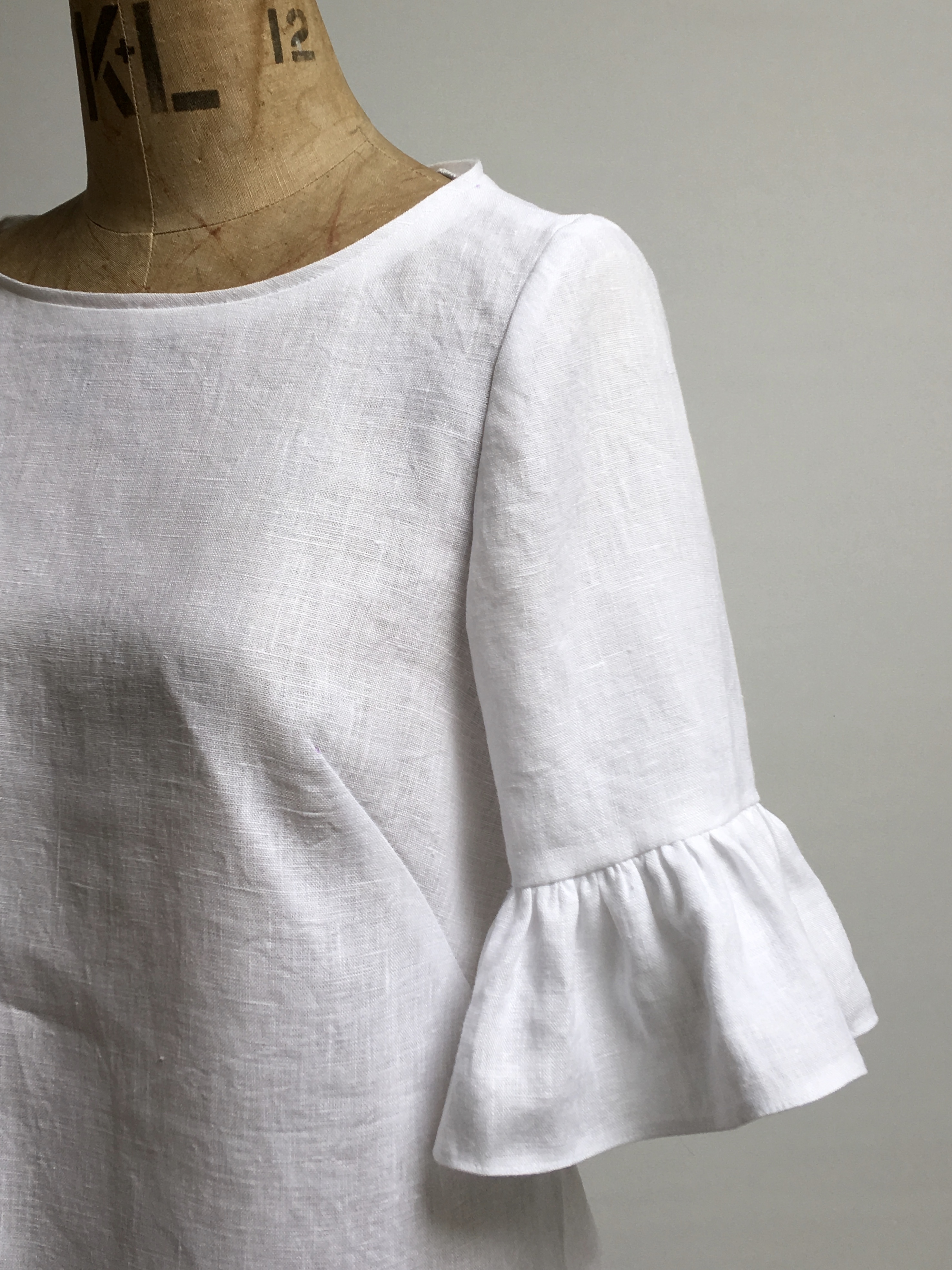 sleeves with frill