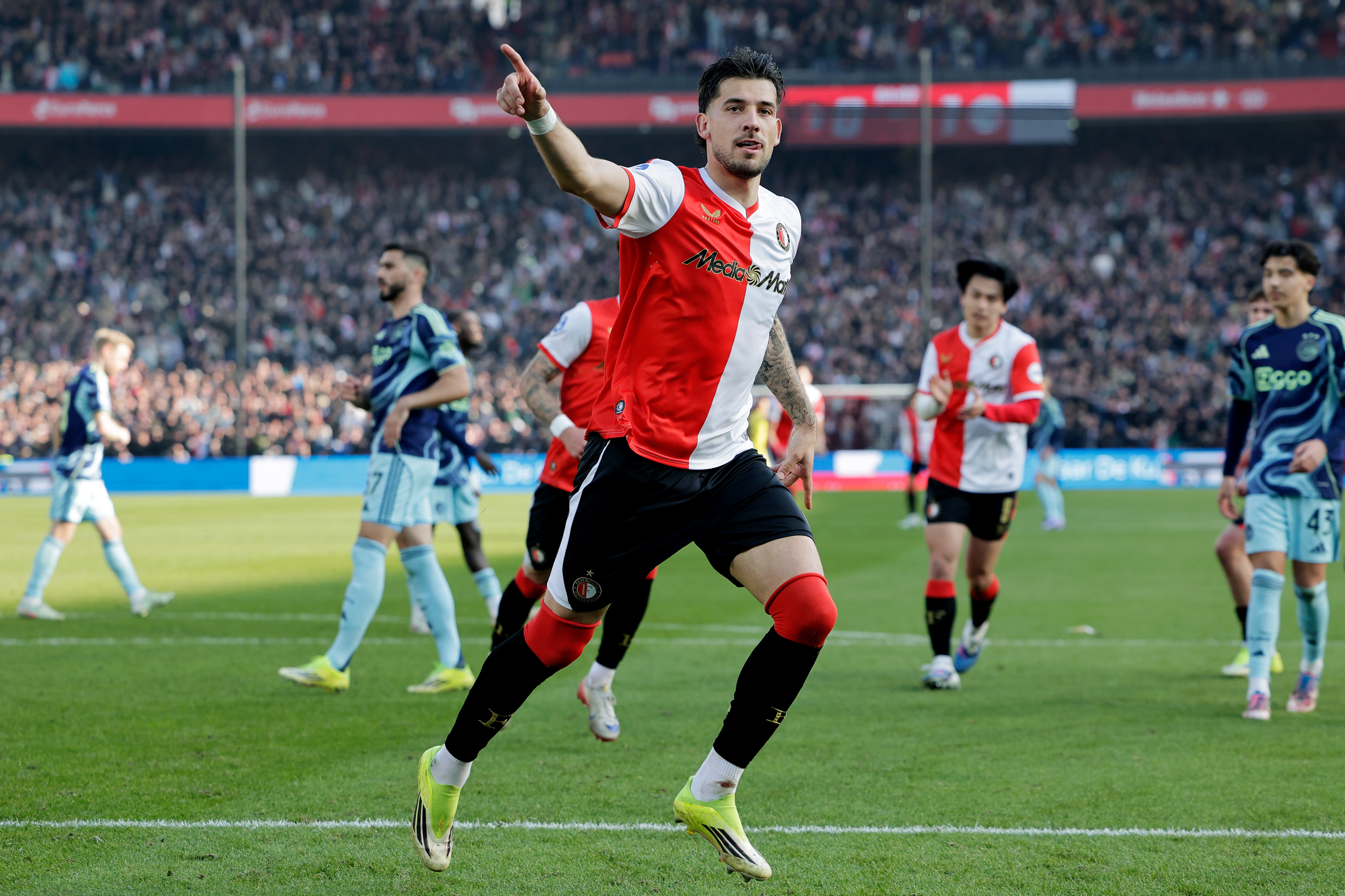 Feyenoord vs Ajax: Data Reveals Dominance Despite 1-1 Draw | xG & Defensive Stats Analyzed