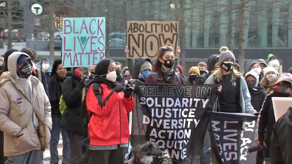 Protesters at Boston Rallies Call for Justice for George Floyd, Action on Police Killing Cases - Vimarsana News