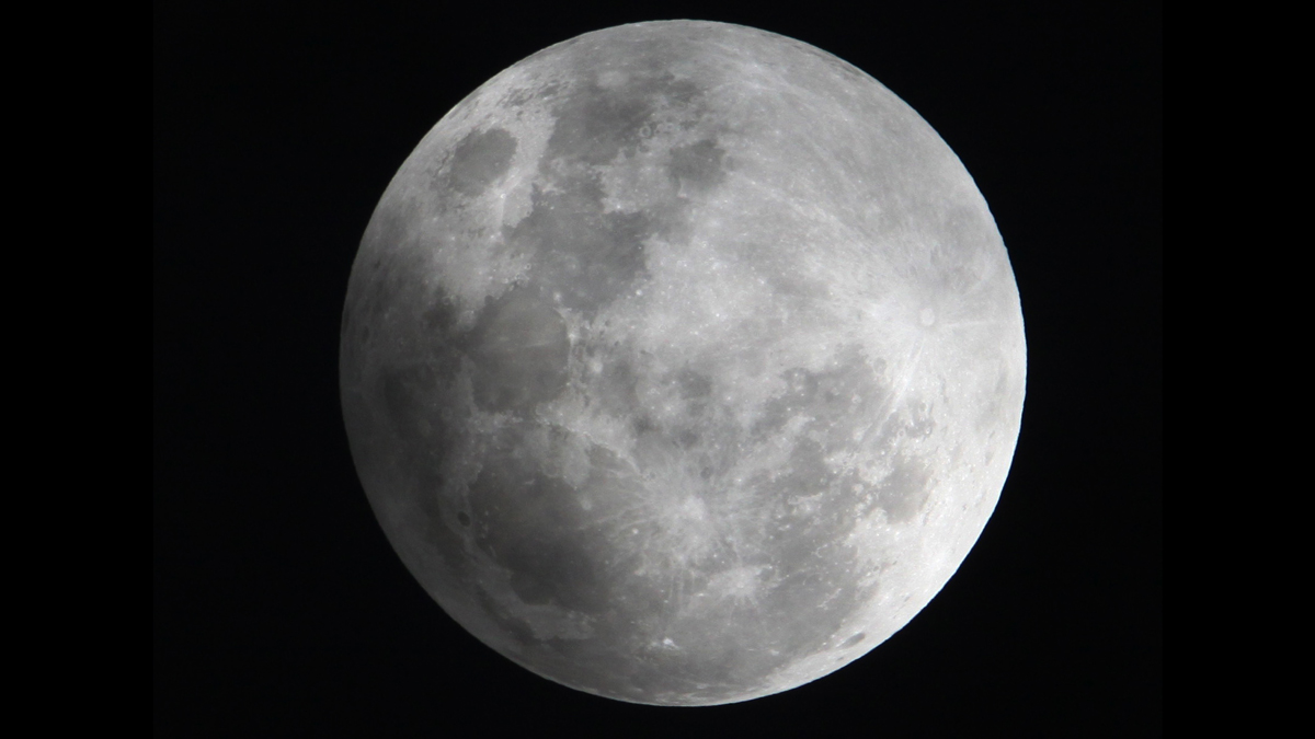 ‘Supermoon eclipse’ to occur in Chicago area this month – NBC Chicago