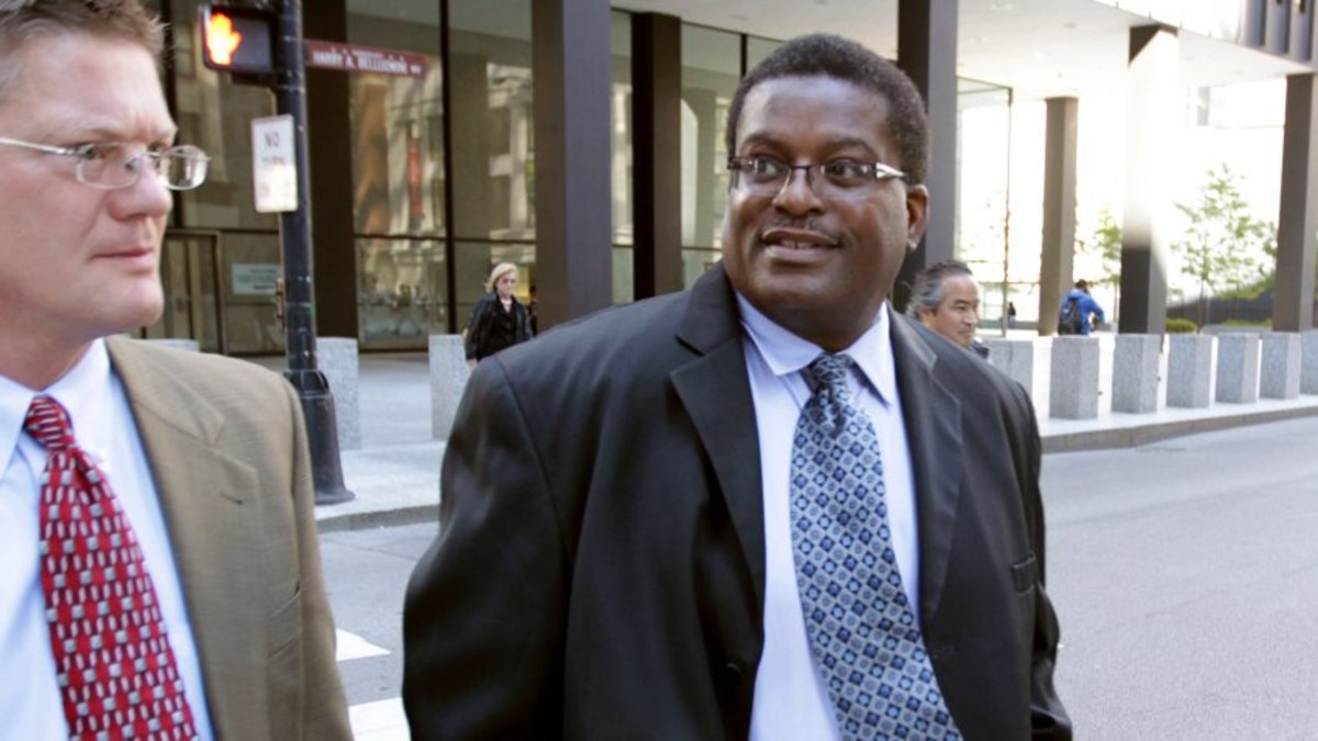 Chicago Police Scandal Continues As More Cases Thrown Out - Vimarsana News