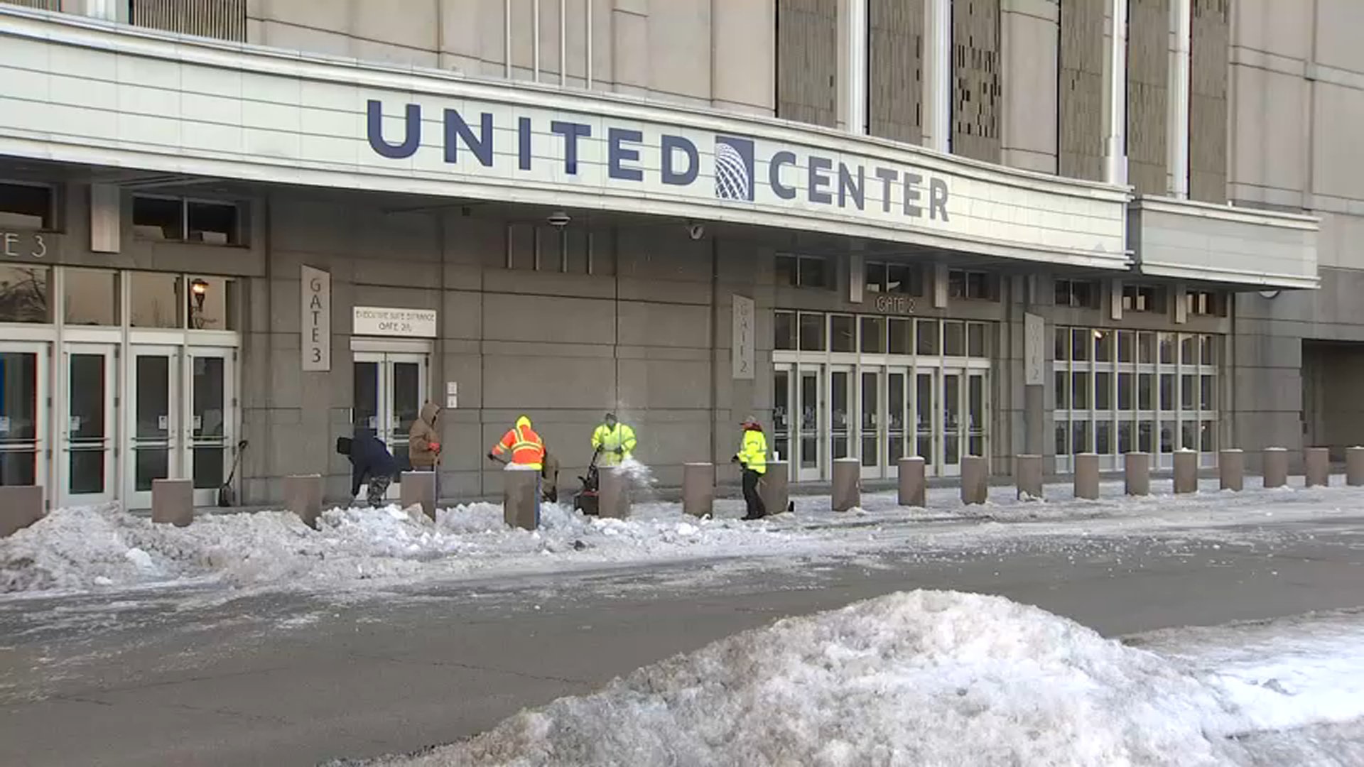United Center COVID Vaccine Site: Here's What We Know So Far - Vimarsana News