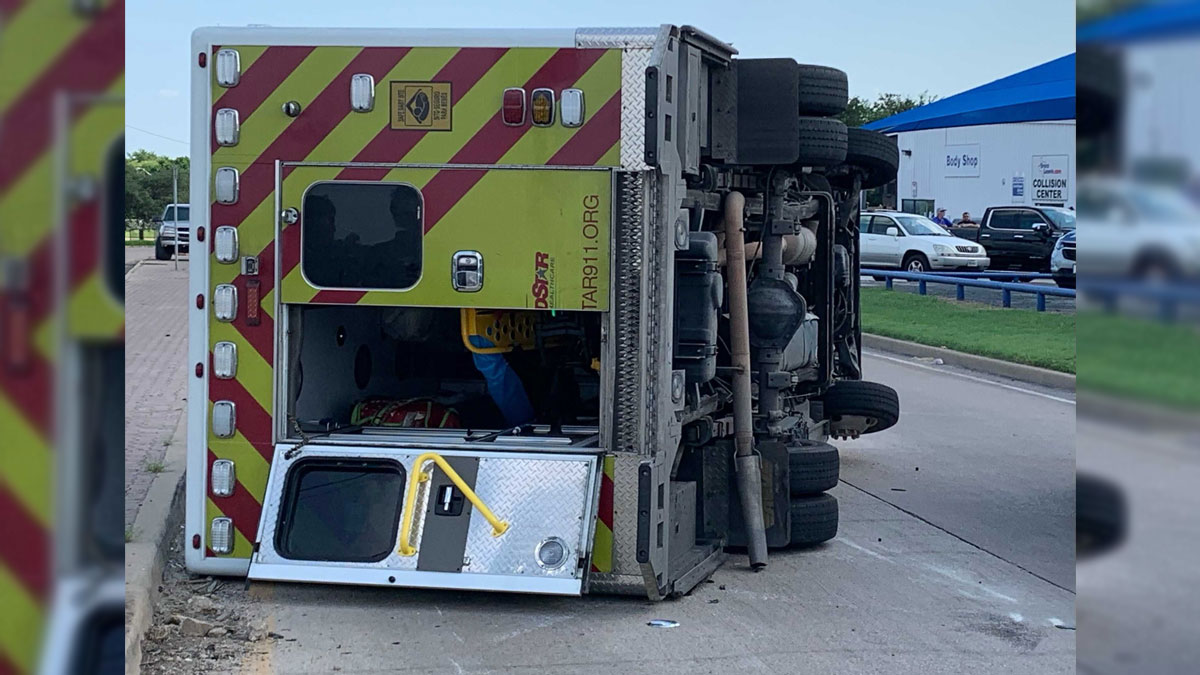 4 Injured After Crash Flips Ambulance Onto Its Side: MedStar - Vimarsana News