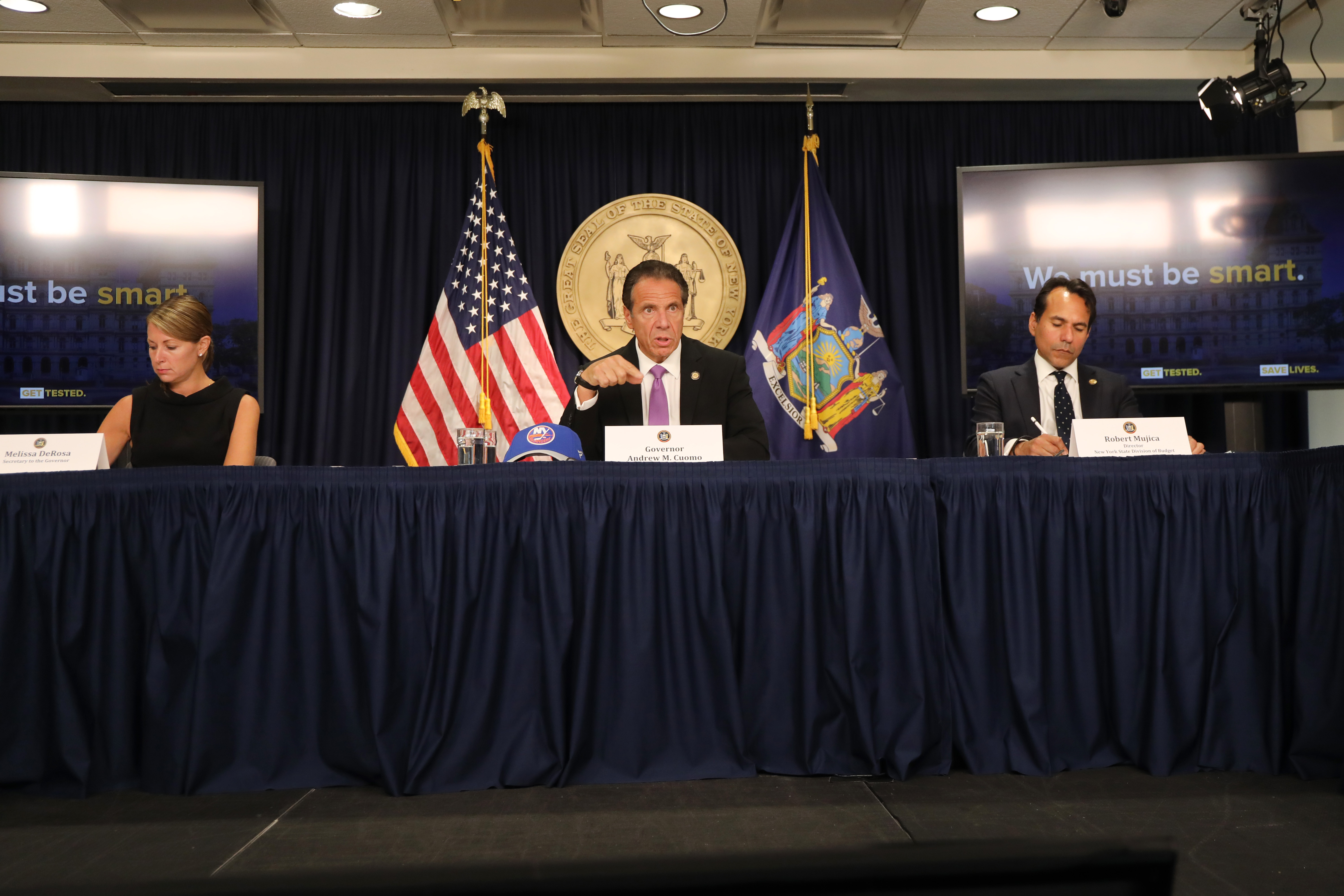 Gov. Andrew Cuomo Retreats From Briefings That Made Him a Star – NBC New York - Vimarsana News