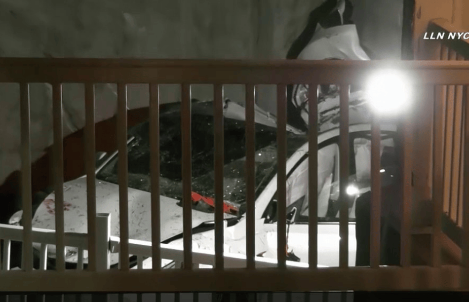 18-Year-Old Dead, 4 Hurt as Car Smashes Through NYC Assisted Living Center Fence - Vimarsana News