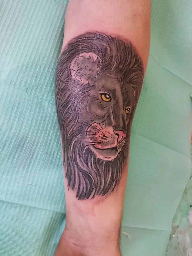 Jolie Tattoo Piercing Di Luca Marinello Centro Tatuaggi E Piercing Autorizzato Asl | Paginesi! 1000_x_750_webp