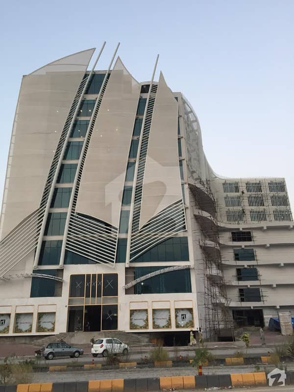 Could there be a property more inviting than a waterfront home? Amazon Outlet Mall Near Dha Phase 2 Gate No 1 GT Road