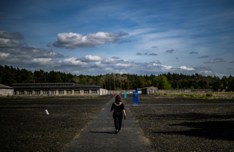 Germans mark liberation of Ravensbrueck Nazi camp