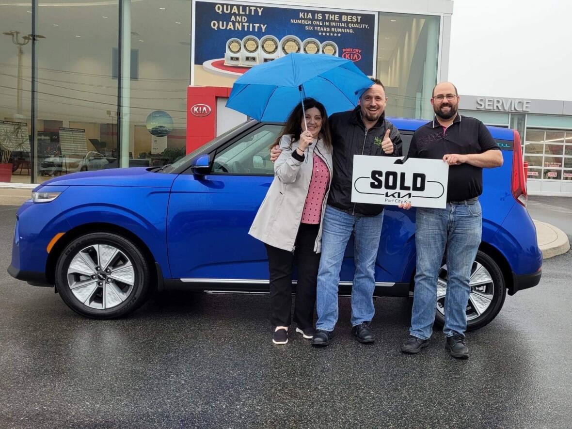 Electric vehicle registration in 2022 eclipses previous 5 years