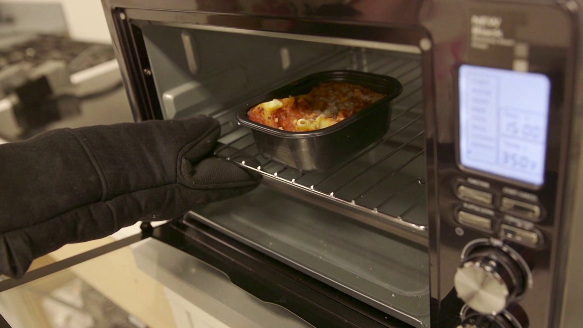 How long do you cook a turkey burger in the oven? Cook Frozen Hamburger Patties In Toaster Oven - Most ...