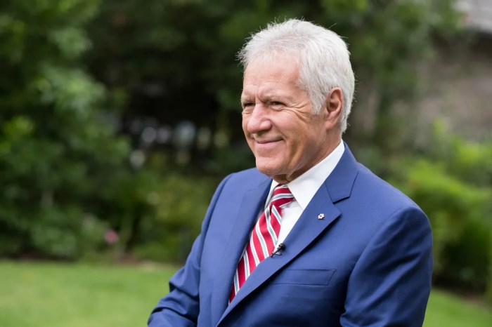 What is alex trebek's net worth 2020