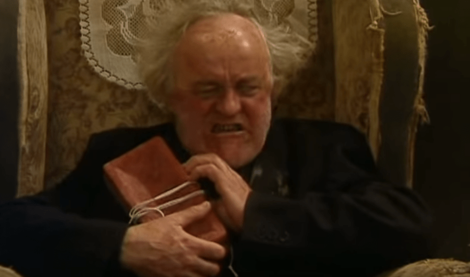 Frank Kelly Dies 11 Videos Which Prove Father Jack Was The Best