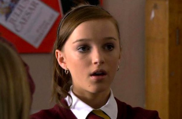 Bridgerton star Phoebe Dynevor once starred in Waterloo Road Metro News