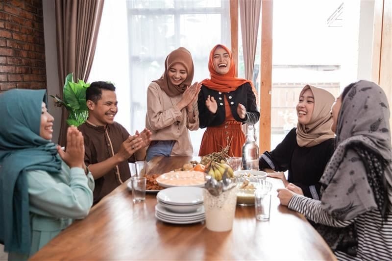 At rhb bank, we're always adding new services for your convenience. Tokio Marine Rhb Offer 2 Month Premium Waiver Through Rhb Tenang Campaign By Siennylovesdrawing Medium
