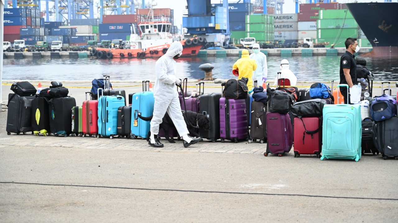 Kemenhub Fasilitasi Pemulangan 375 ABK Kapal MV Carnival Splendor |  Mnctrijaya.com