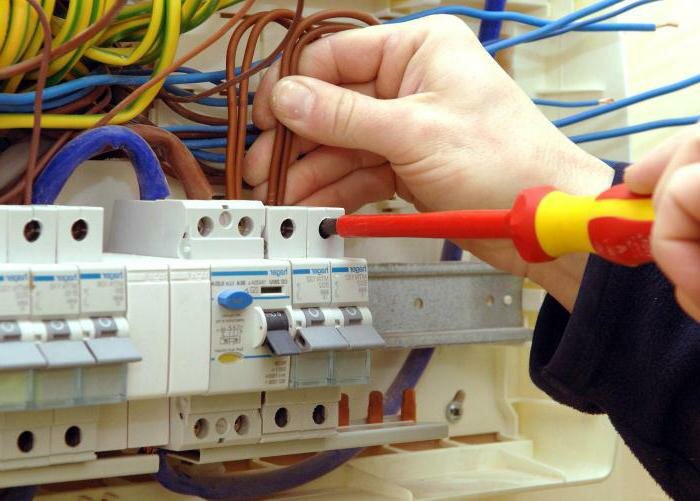 Обозначение провода n. Фаза, ноль, земля: цветовая маркировка проводов от…
