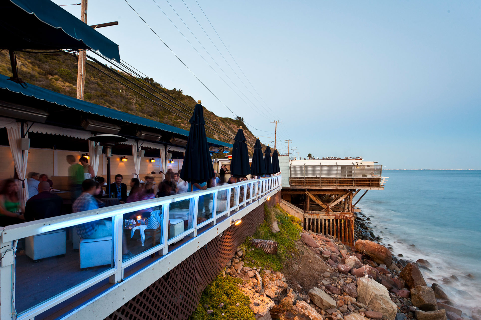 Surfrider hotel malibu | california. Gallery Moonshadows Malibu