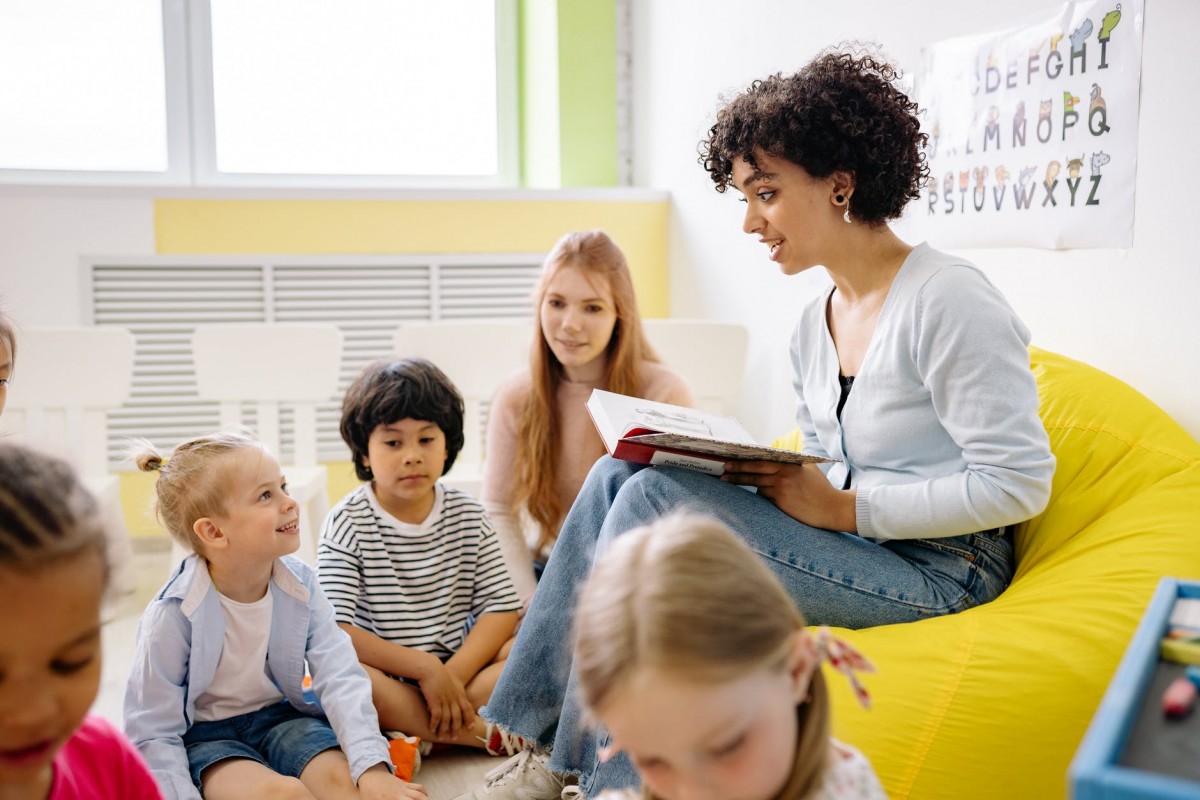 What is Dialogic Reading? - Mr. Alex's Bookshelf