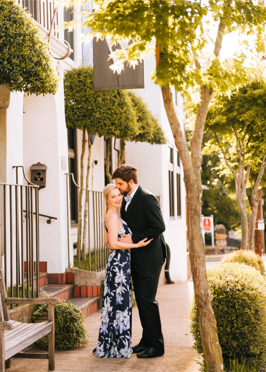 Chattanooga Engagement Photos in Downtown Chattanooga