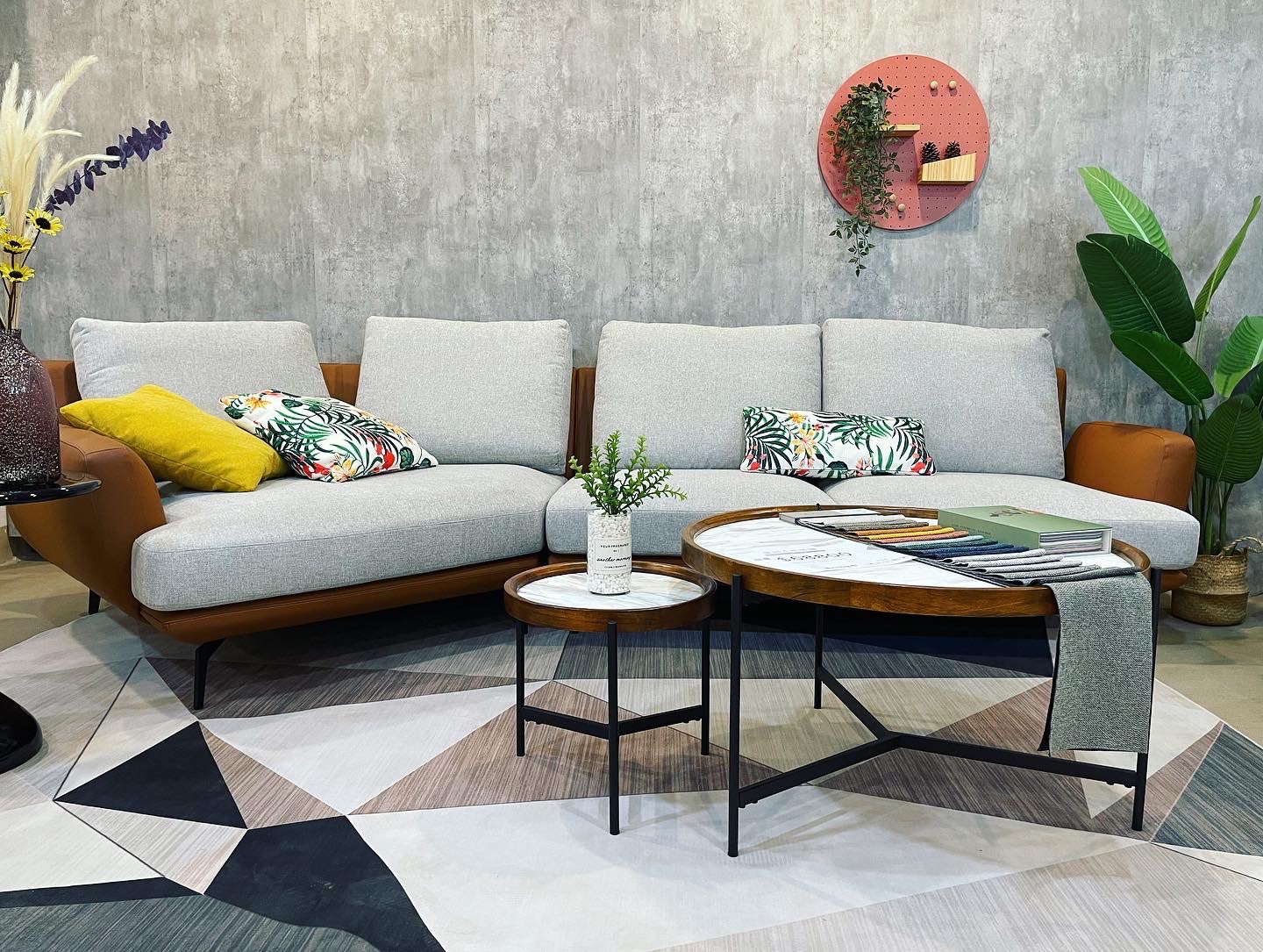 竹東｜大山生活家俱館。誠實家俱推薦。沙發床墊價格透明。關於木後靈魂的故事