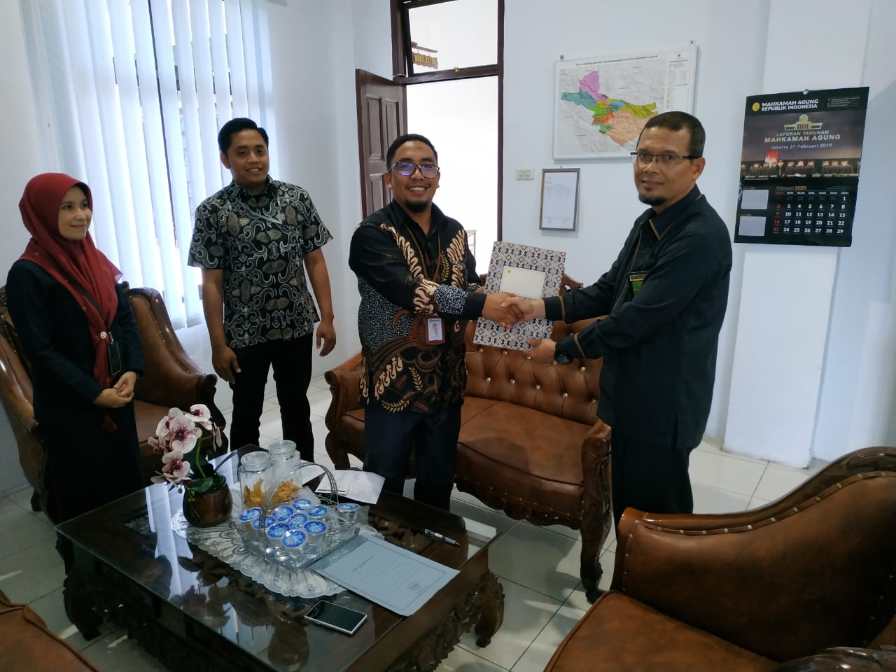 Buat yang baru gabung, sebelumnya saya sudah pernah tulis artikel review bibit reksadana pada tahun 2019. IMPLEMENTASIKAN QANUN ACEH NOMOR 11 TAHUN 2018 MAHKAMAH