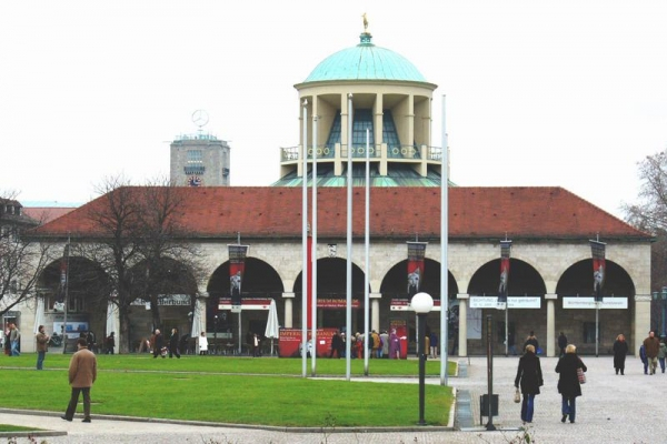 Kunstgebaude Am Schlossplatz Ausstellungshaus