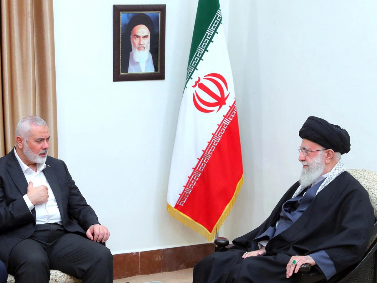 اغتيال إسماعيل هنية في طهران: هل يشعل فتيل الحرب في المنطقة؟