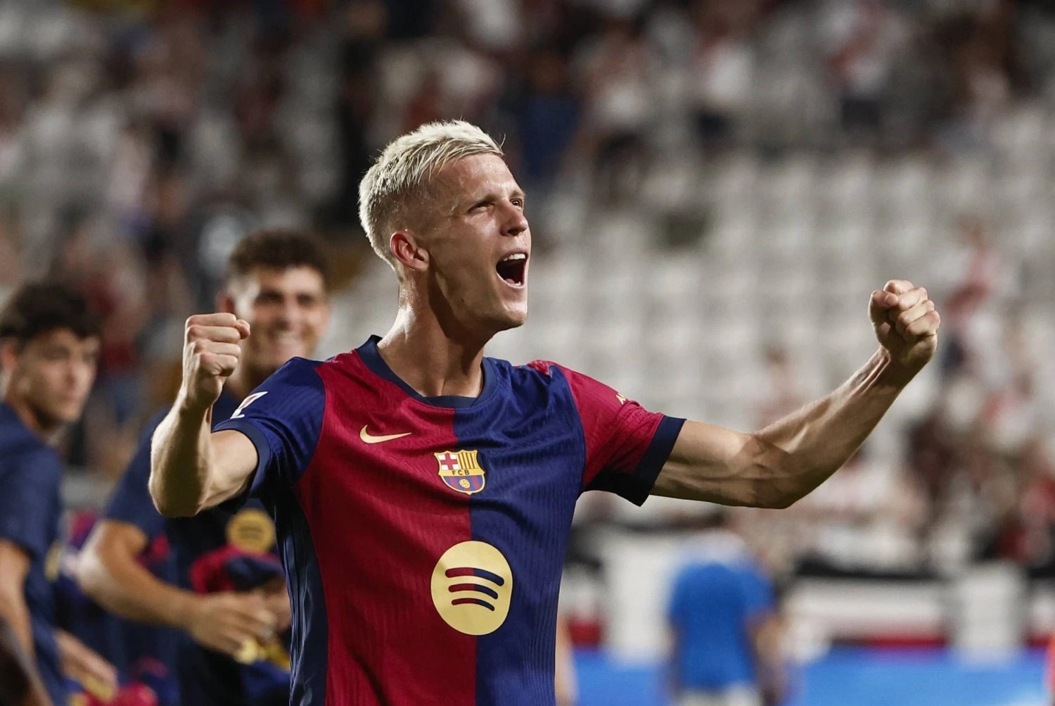 في أول مباراة مع برشلونة.. أولمو يسجل هدف الفوز على رايو فايكانو