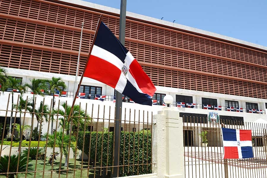 Diputados aprueban en primera leída esquema de ley sobre comida escolar